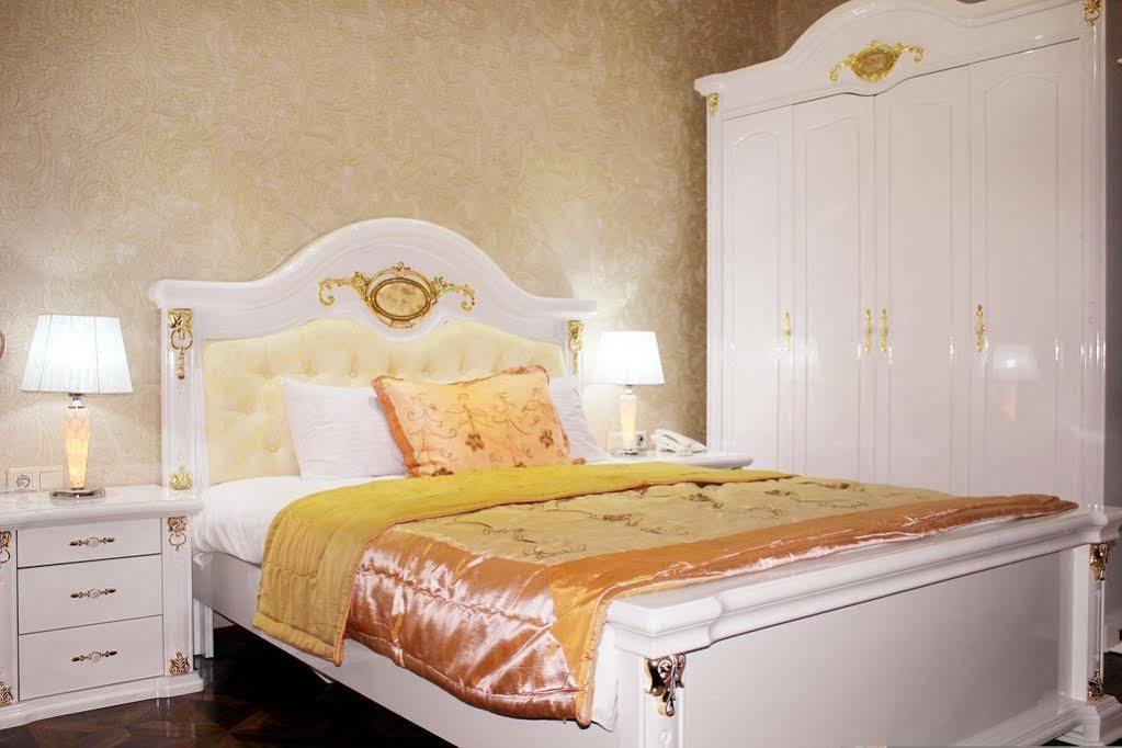 Hotel Elegant Boutique Rustaveli Tbilisi Exterior foto